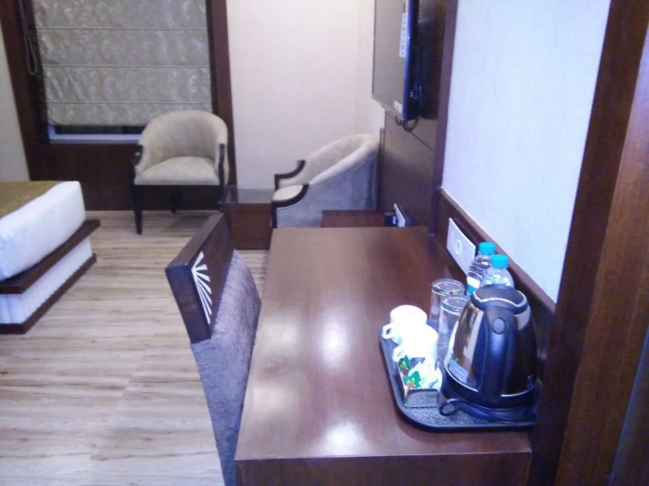 Square Inn Hotel,Βαρανάσι Εξωτερικό φωτογραφία