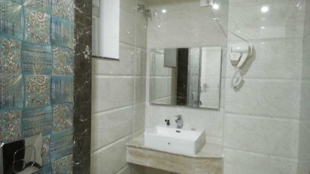 Square Inn Hotel,Βαρανάσι Εξωτερικό φωτογραφία