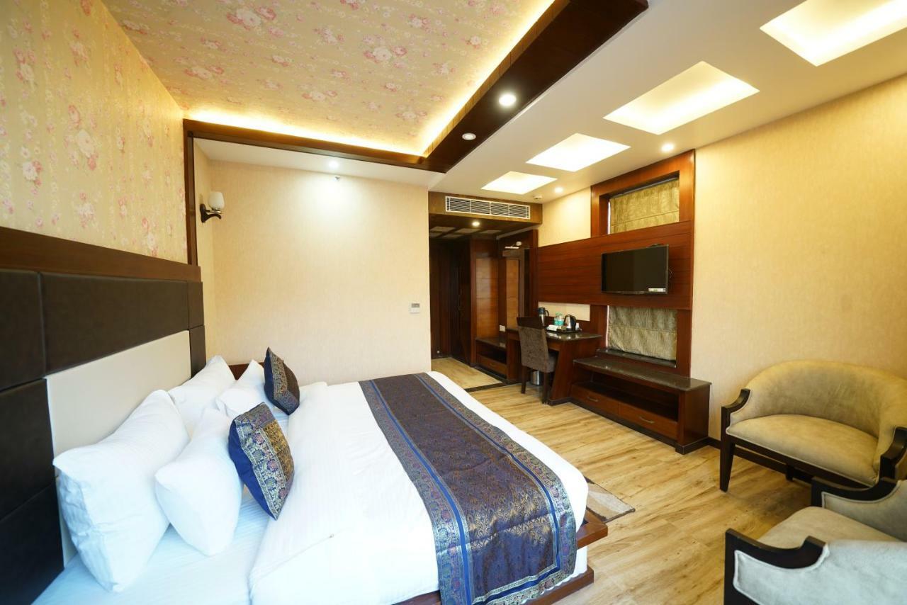 Square Inn Hotel,Βαρανάσι Εξωτερικό φωτογραφία
