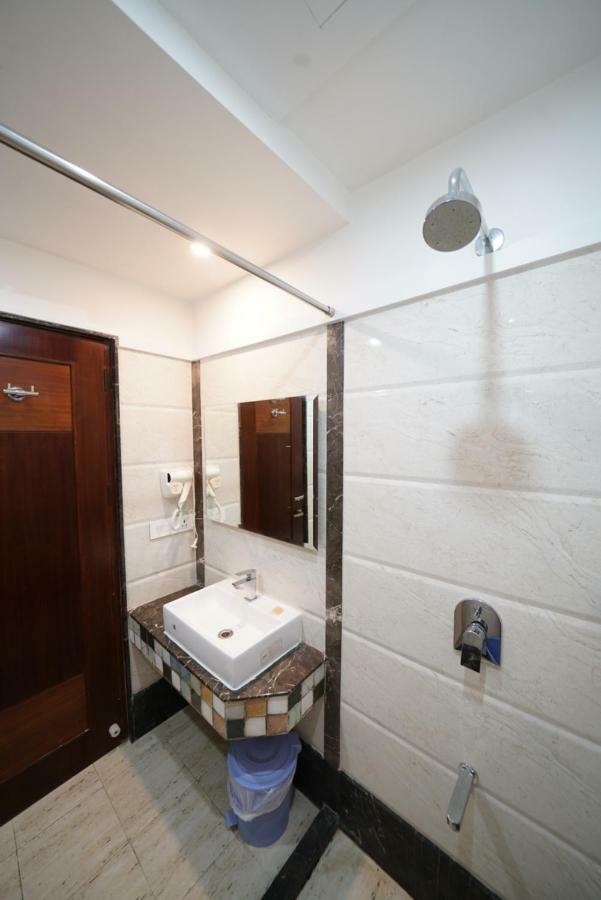 Square Inn Hotel,Βαρανάσι Εξωτερικό φωτογραφία