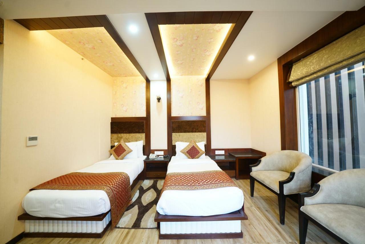 Square Inn Hotel,Βαρανάσι Εξωτερικό φωτογραφία