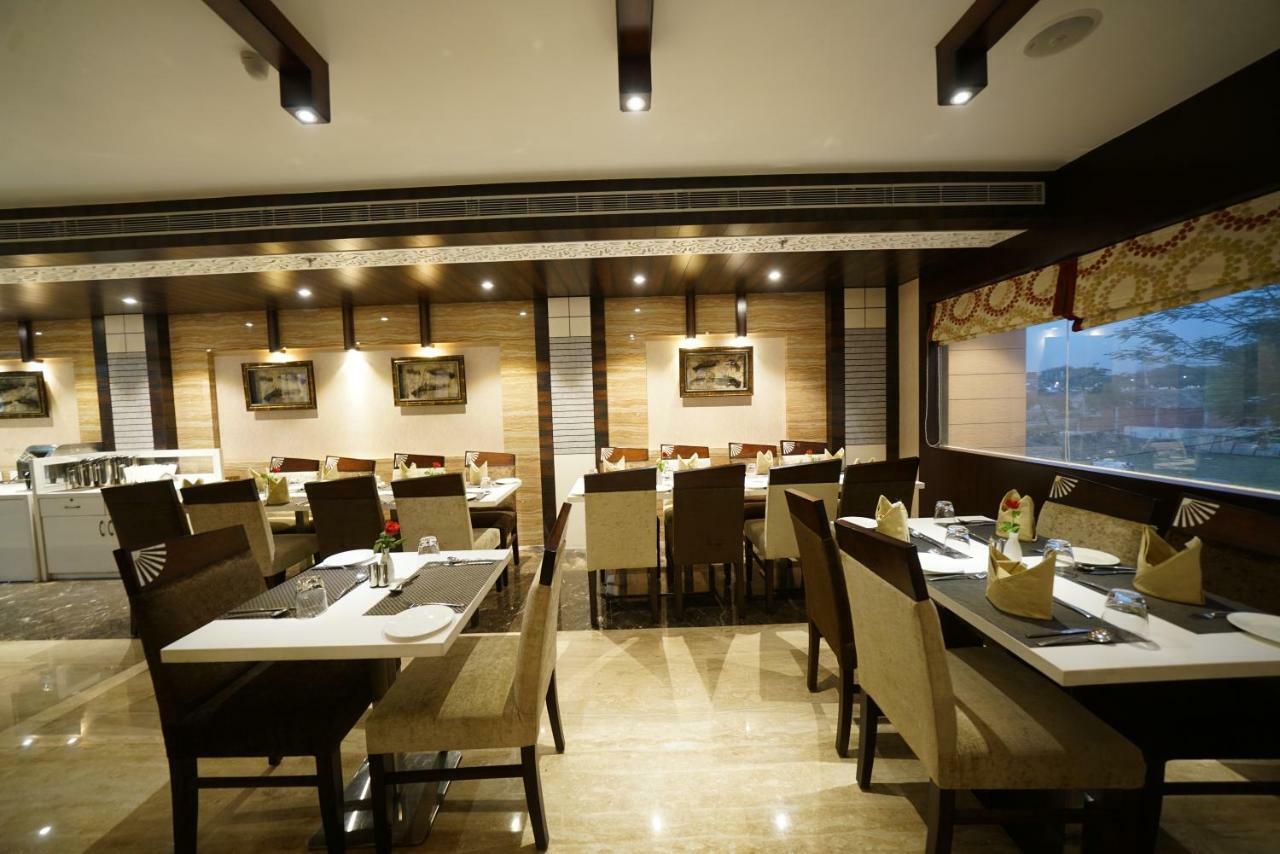 Square Inn Hotel,Βαρανάσι Εξωτερικό φωτογραφία